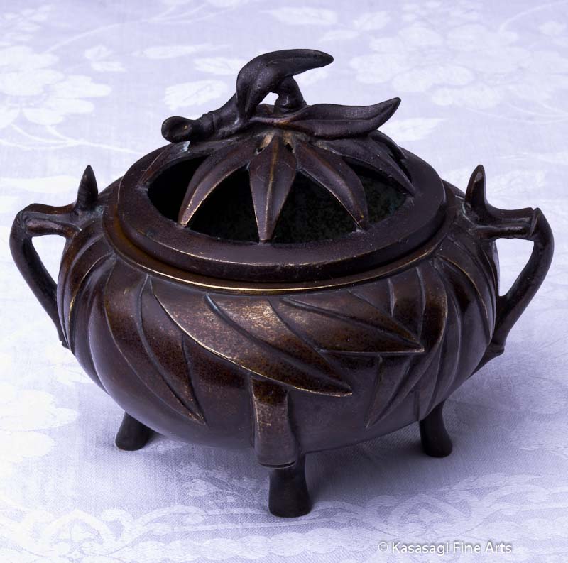 Antique Bronze Koro Featuring Bamboo Leaves